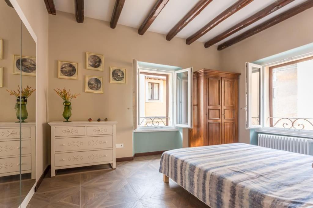 Апартаменты Frangipane 31 Monti Terrace Рим Экстерьер фото